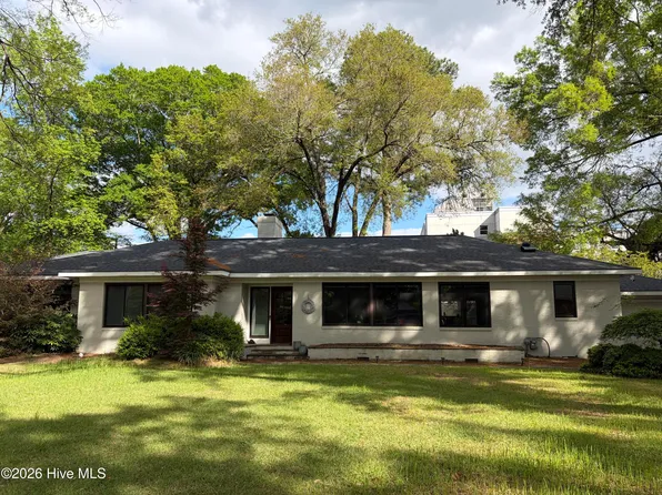 1041 E Rock Spring Road, Greenville, NC 27858