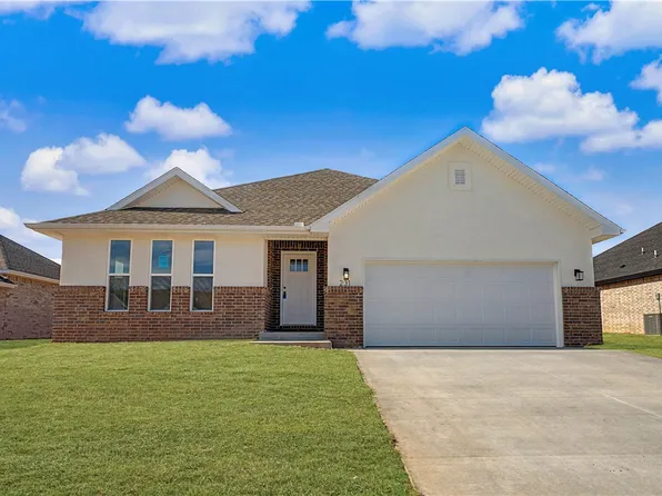 231 Kristen Ln, Centerton, AR 72719