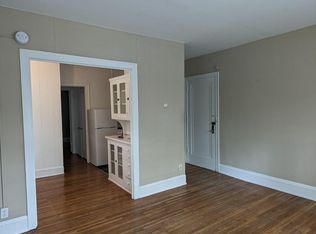 2304 Harriet Ave APT 101, Minneapolis, MN 55405