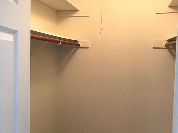 3rd image of 1467 Cornell Ct #2D