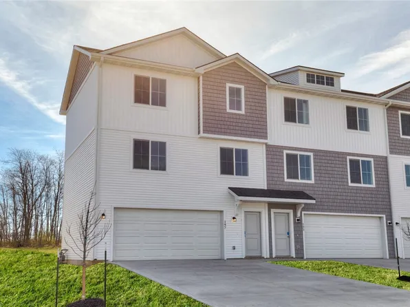 197 NE 56th St, Pleasant Hill, IA 50327