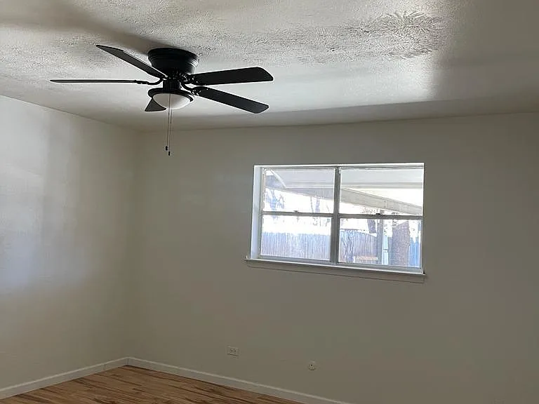 1802 Jay Cir #A — Photo 4
