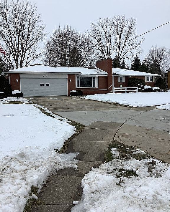 1st image of 440 Sunshine Ct
