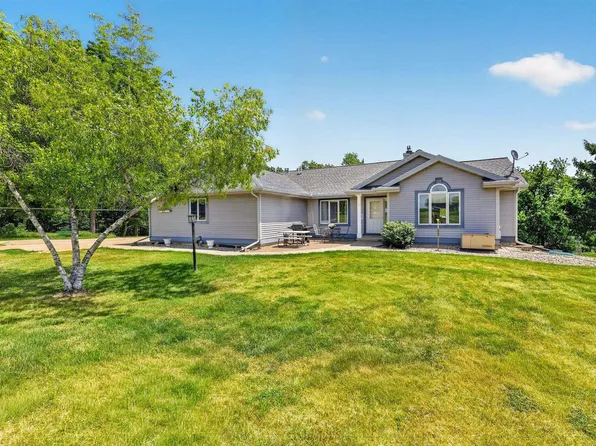 8766 Colby Rd, Mount Horeb, WI 53572