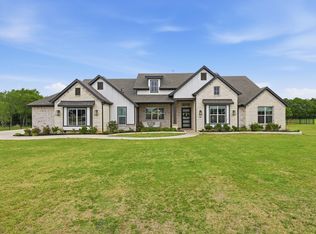 300 Waterview Dr, Gunter, TX 75058