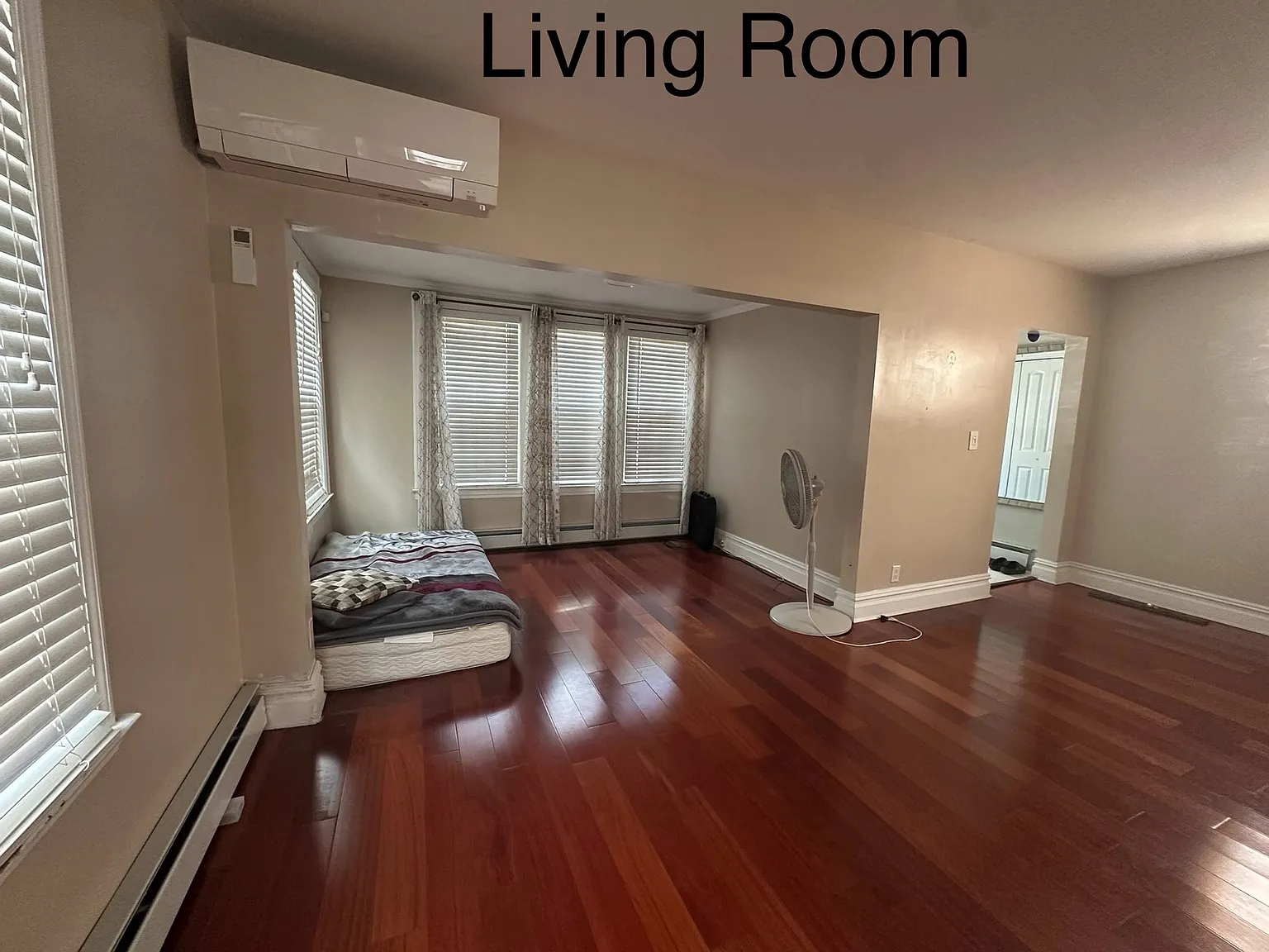 4 bed, 1606 sqft, $3,800 — Photo 2