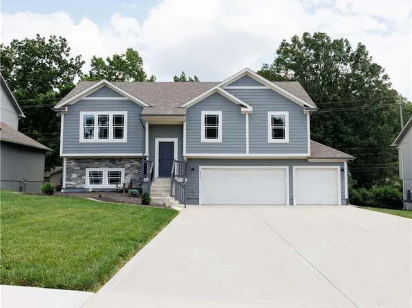 8815 W Longview Pkwy, Kansas City, MO 64138