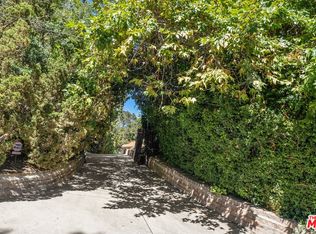 7225 Outpost Cove Dr, Los Angeles, CA 90068