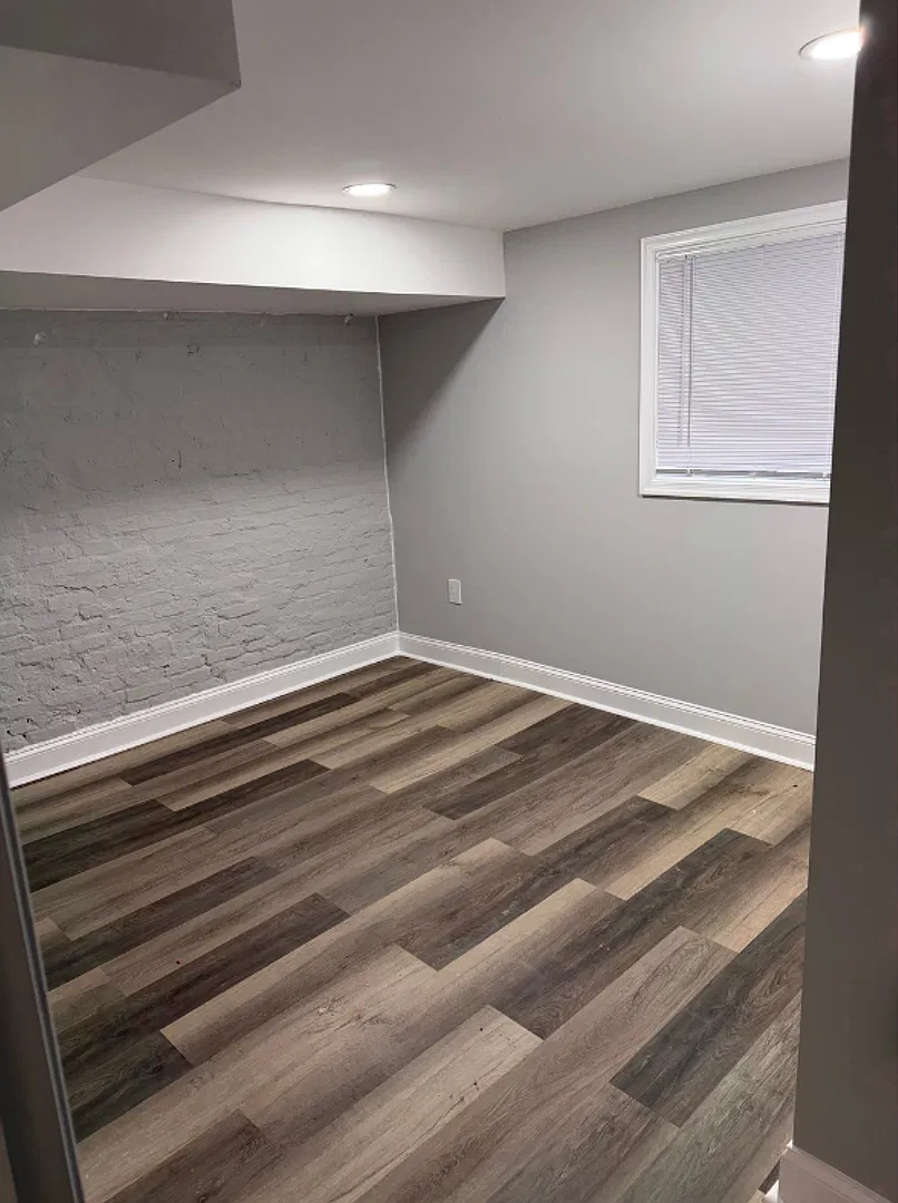 3325 East Monument Street — Photo 2