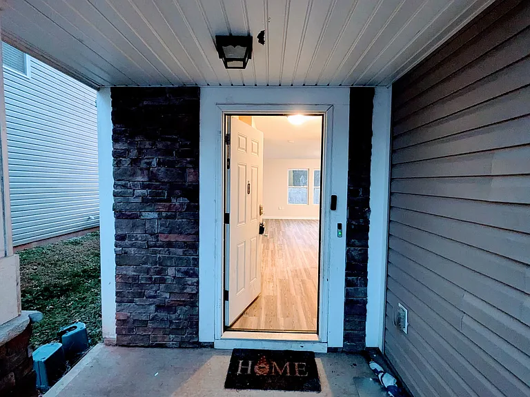 5220 Tomsie Efird Ln — Photo 3