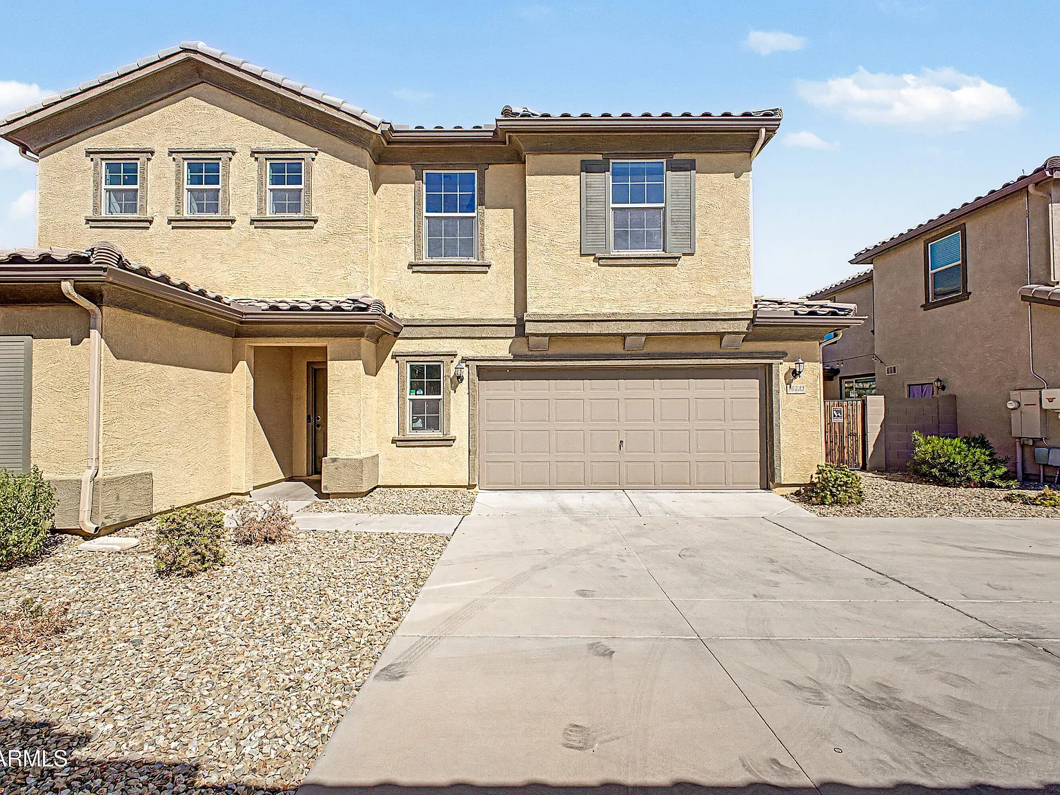 4 bed, 2537 sqft, $2,600 — Photo 1