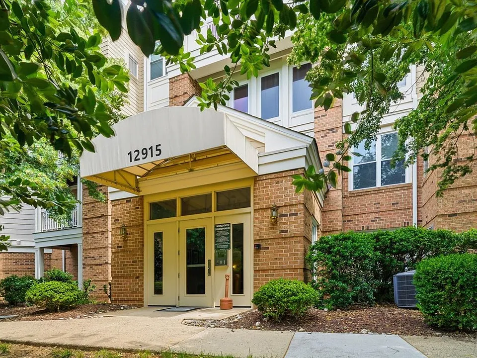 12915 Alton Sq #113