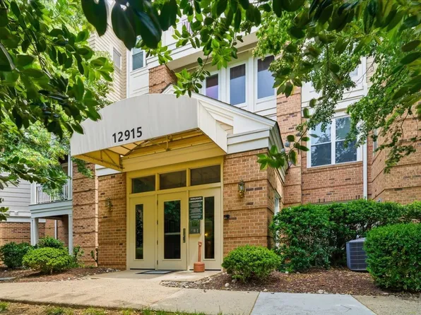 12915 Alton Sq APT 113, Herndon, VA 20170