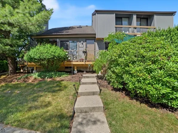 132 Bayberry Row Ondo, Bernards Twp., NJ 07920
