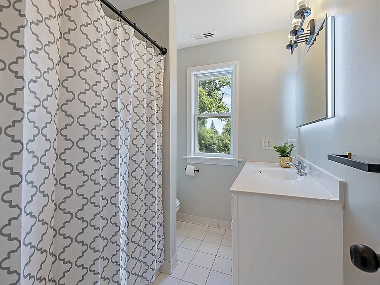 full bath 2nd floor
