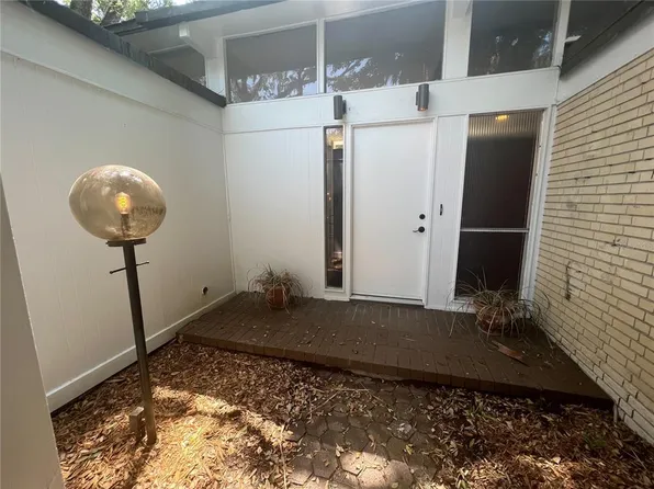 4710 W Clear Ave, Tampa, FL 33629