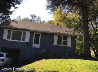 4011 Paxton Blvd, Omaha, NE 68111