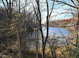 17740 Garrett Dr, Gaithersburg, MD 20878