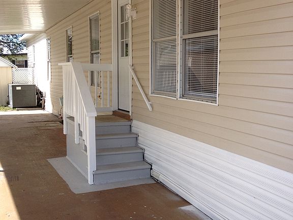 4th image of 830 Kissimmee Dr