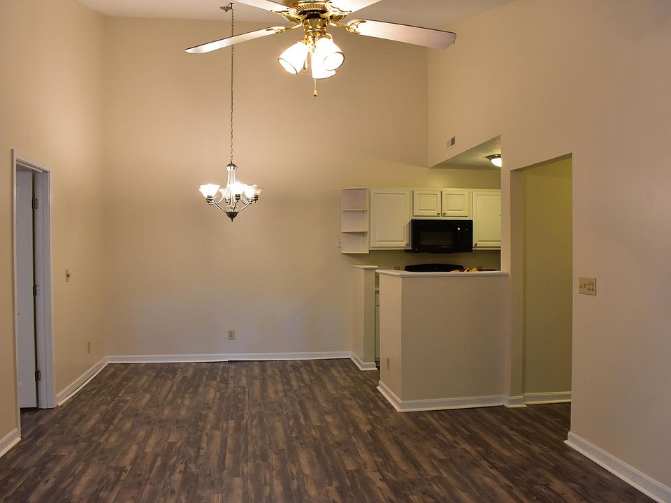 1st image of 7341 Chatham Ct APT H