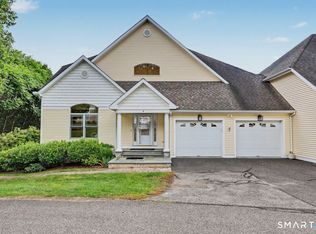 4 Rainbow Ct #4, New Milford, CT 06776