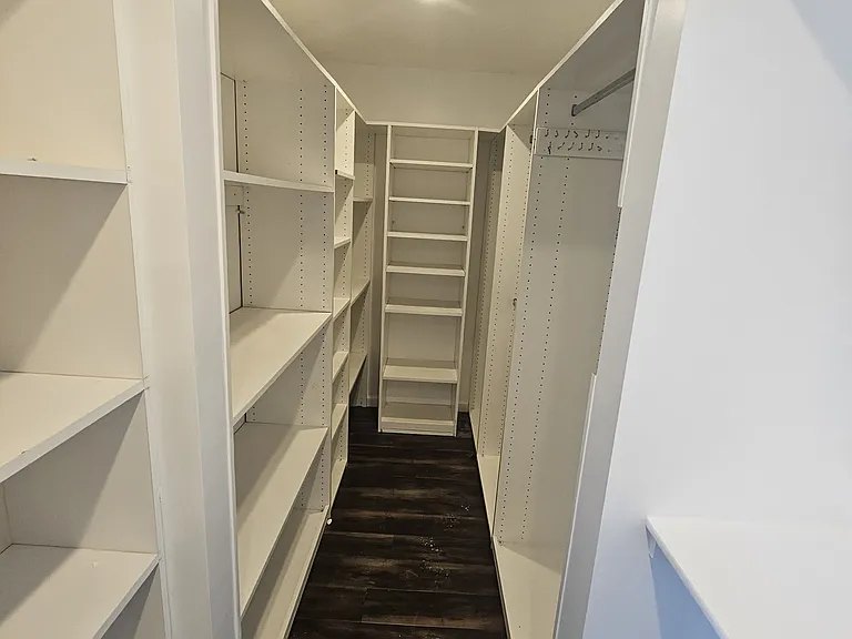 18236 Clark St — Photo 3