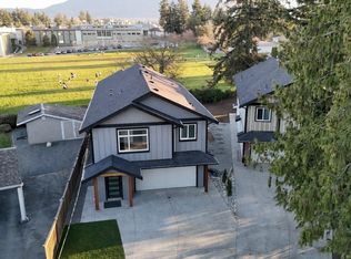 416 Diamond Blvd, Nanaimo, BC V9T 2R7