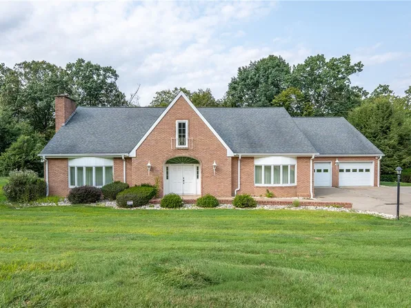 135 Cramer Rd, Latrobe, PA 15650