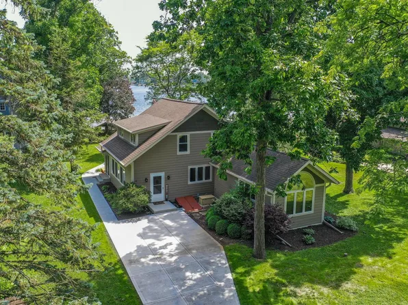 S106W20597 North Shore DRIVE, Muskego, WI 53150