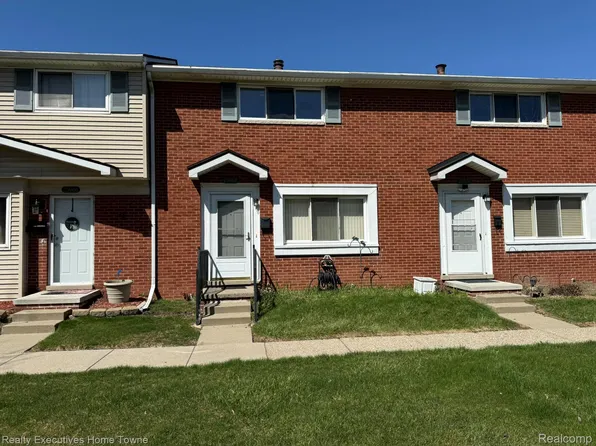 25968 Jeanette Ct, Roseville, MI 48066