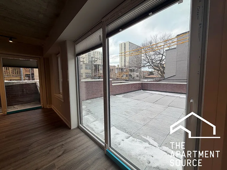 962 W Carmen Ave #1 — Photo 15