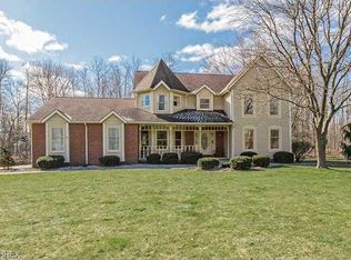 2378 Leeway Dr, Hudson, OH