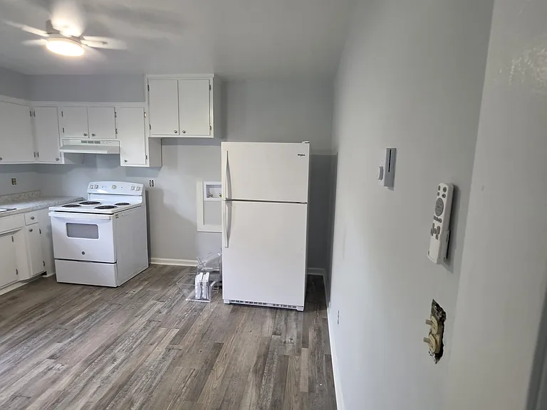 9234 Rippard Ave — Photo 6
