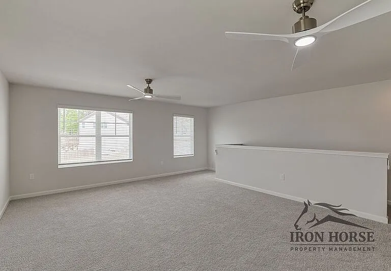 835 Baker View Ln — Photo 19