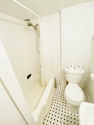 Rented by Keller Williams NYC | media 5