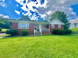 950 Sam Snead Hwy, Hot Springs, VA 24445