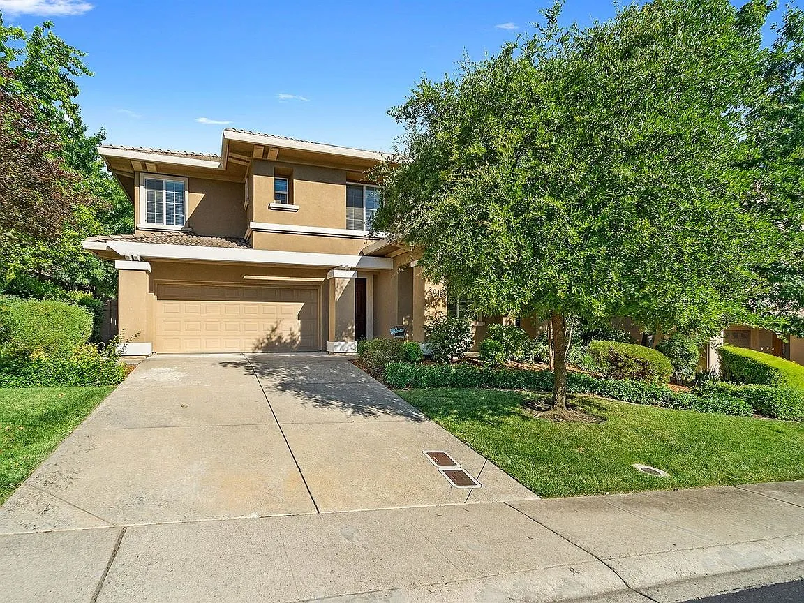 3019 Pescara Pl photo 1