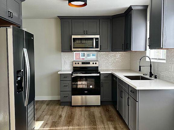 3rd image of 9746 Phinney Ave N #1