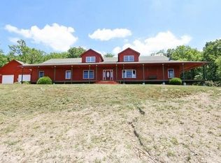 17468 246th St, Tonganoxie, KS 66086