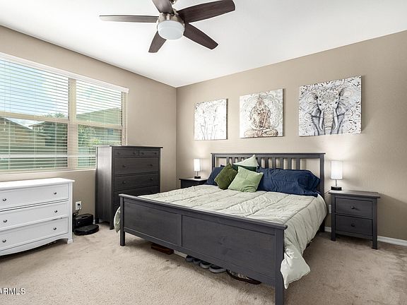 4th image of 229 E VICENZA Drive
