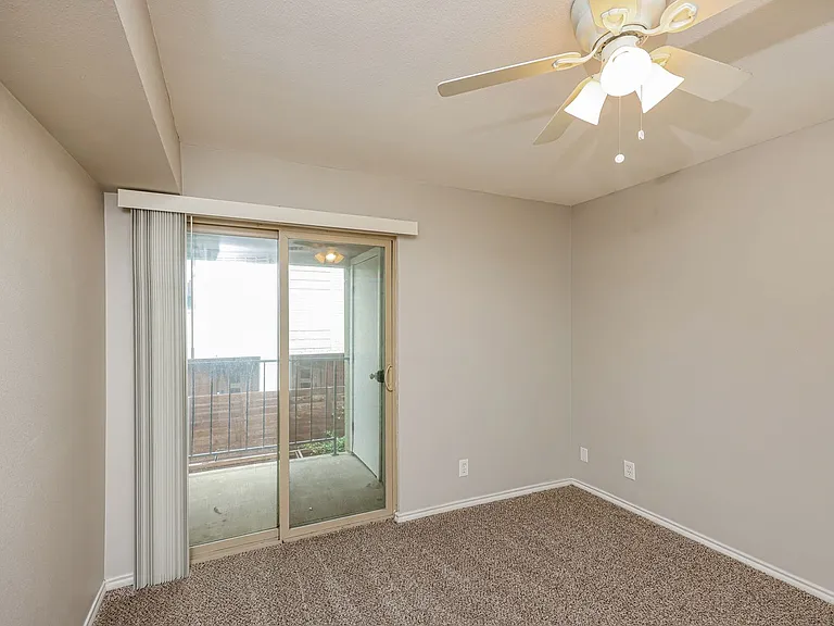 Monarch Place — Photo 24