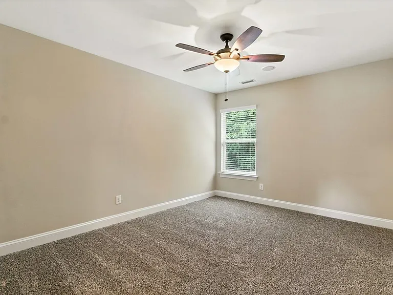 54 Hemlock Green Ln — Photo 25