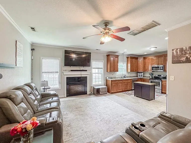 1620 Great Bridge Blvd — Photo 22
