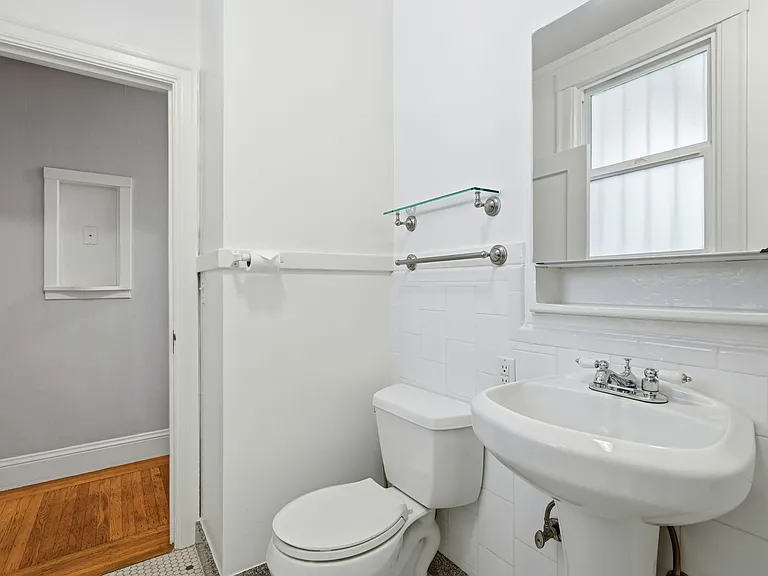 1550 Hayes St #1 — Photo 22