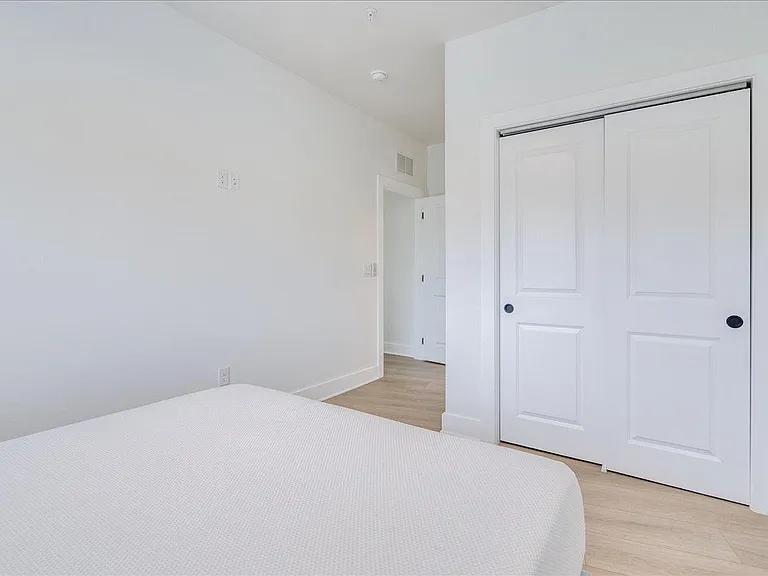 3000 Duval St #203 — Photo 13
