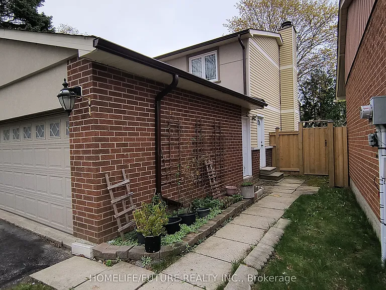 46 Blacktoft Dr #BASEMENT — Photo 2