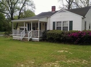 813 Hazelhurst St, Camden, SC 29020