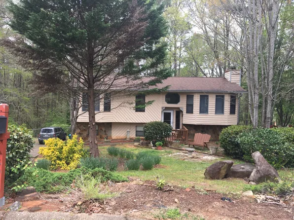 3044 Jami Ct, Snellville, GA 30039