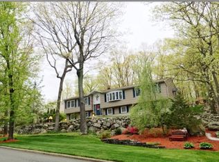16 Northgate Park, Ringwood, NJ 07456