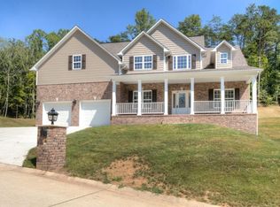40 Victorian Commons Rd, Winfield, WV 25213